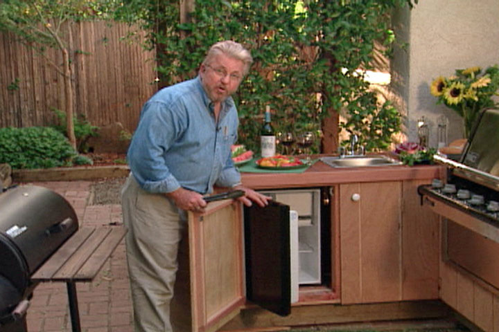 How to Repair a Gouge, Nick or Dent in a Door or Frame • HouseCalls