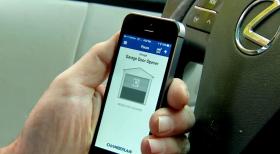 https://housecallsdiy.com/uploads/projects/Hand-Holding-Smartphone.jpg