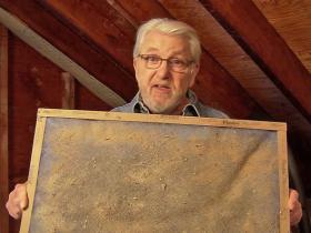 https://housecallsdiy.com/uploads/projects/Ron-Holding-AC-Filter---Web.jpg