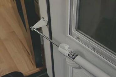 door closer
