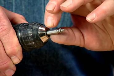 tool for removing stripped screws
