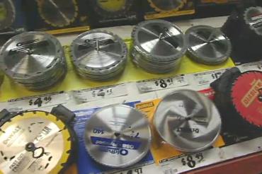 different sized circular saw blades