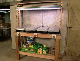 https://housecallsdiy.com/uploads/projects/potting_bench2.jpg